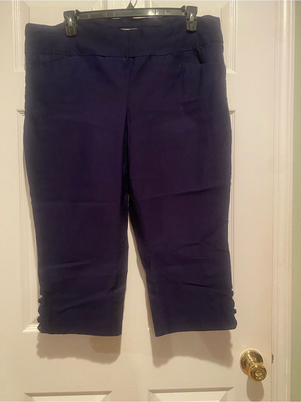 Kim Rogers Navy Cropped Ponte Capris